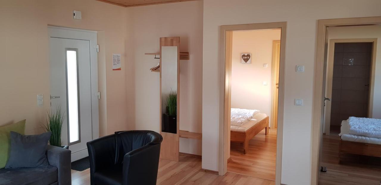 Ferienhaus Seestern Altefähr エクステリア 写真